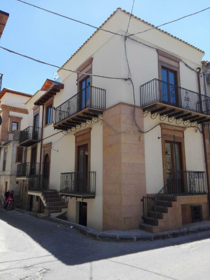 B&B Dante Barrafranca Esterno foto
