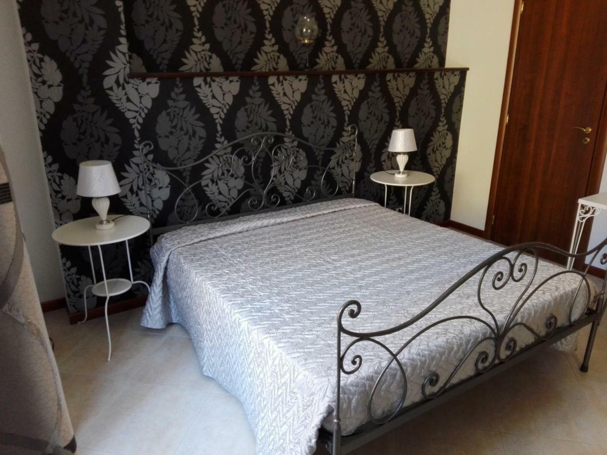 B&B Dante Barrafranca Esterno foto